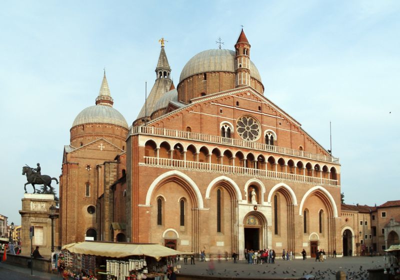 Basílica de San Antonio de Padua, Veneto, Italia Basílica de San Antonio de Padua, Veneto, Italia