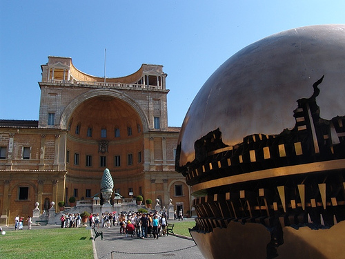 El Patio de la Piña, belleza en los Museos Vaticanos